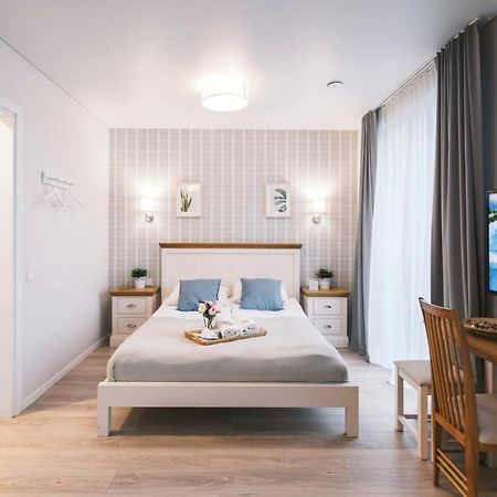 J14A I Rooms & Apartments Automated Self Check-In Вильнюс Экстерьер фото
