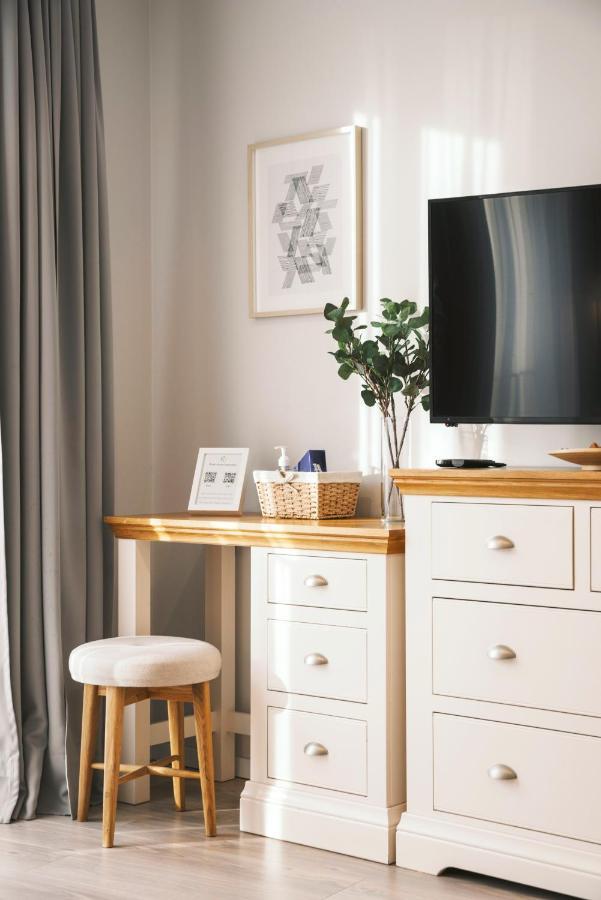 J14A I Rooms & Apartments Automated Self Check-In Вильнюс Экстерьер фото