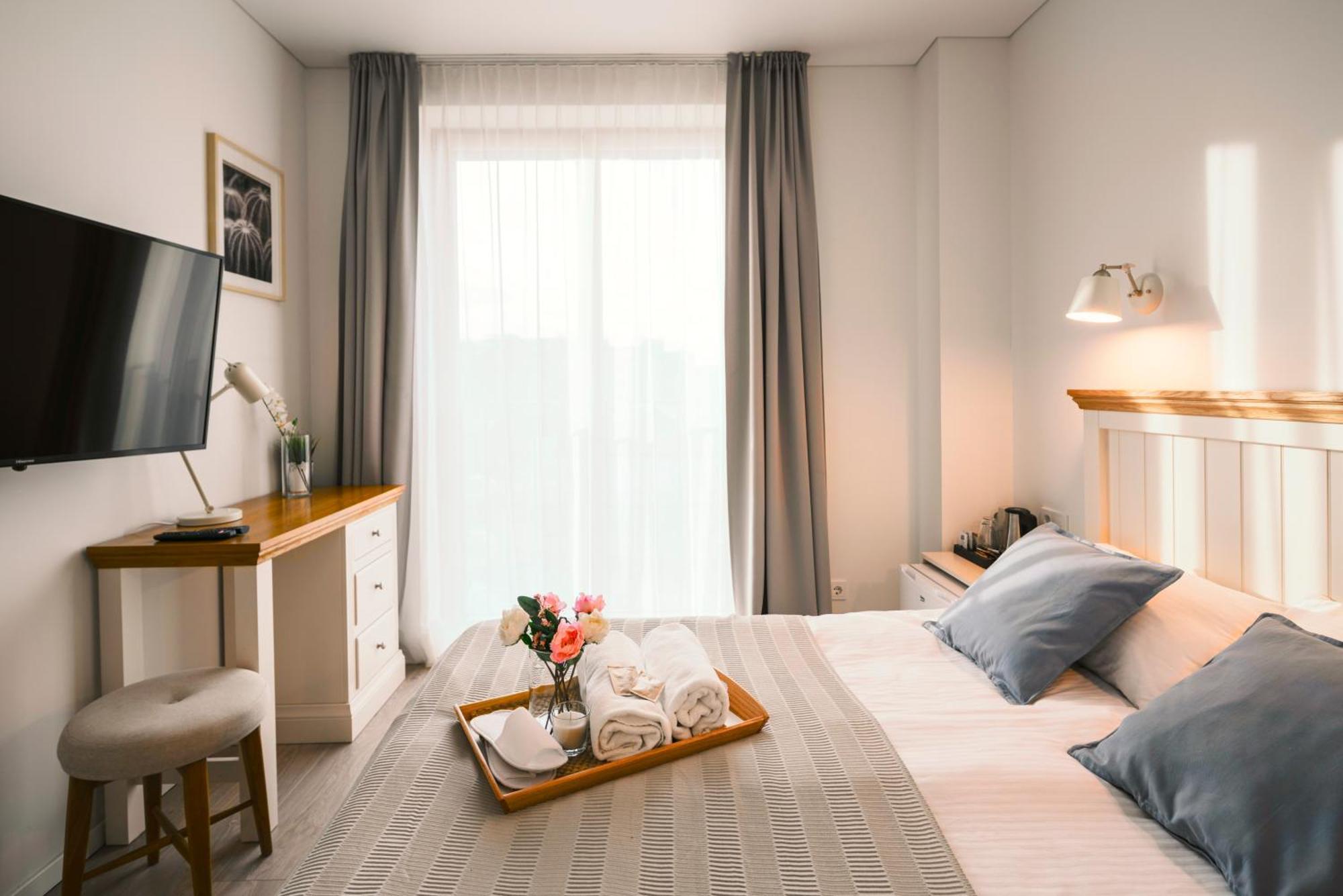 J14A I Rooms & Apartments Automated Self Check-In Вильнюс Экстерьер фото