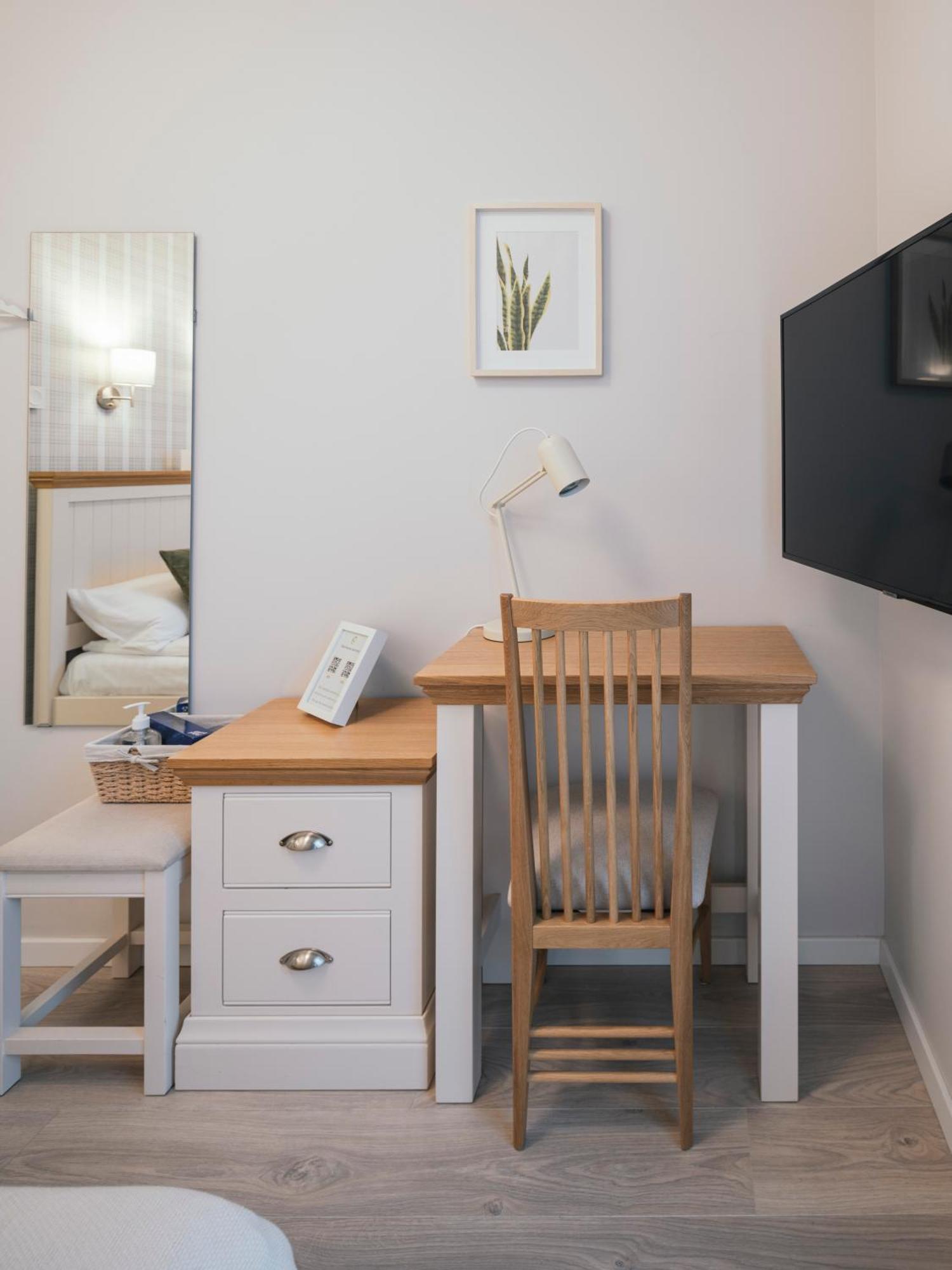 J14A I Rooms & Apartments Automated Self Check-In Вильнюс Номер фото