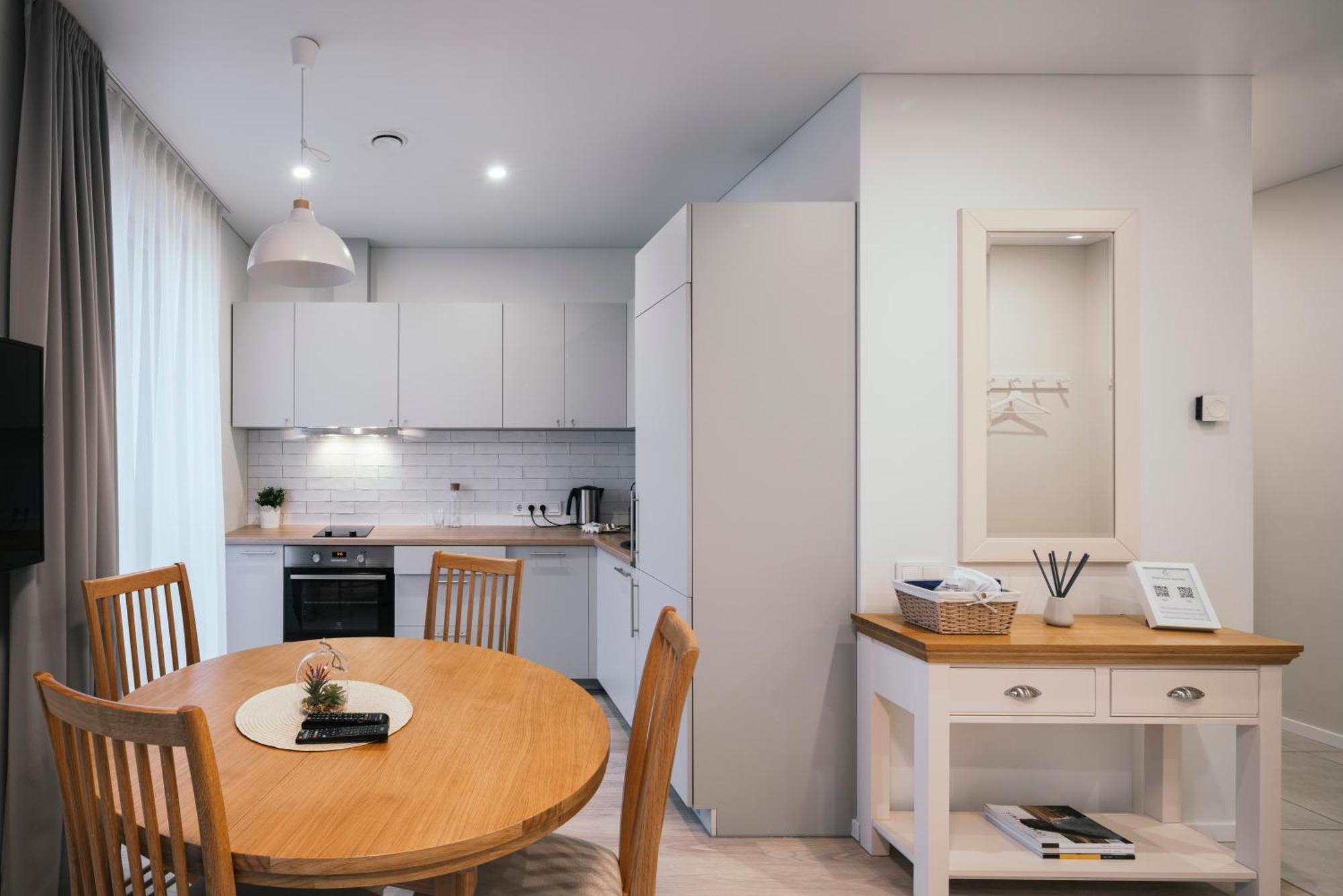 J14A I Rooms & Apartments Automated Self Check-In Вильнюс Экстерьер фото