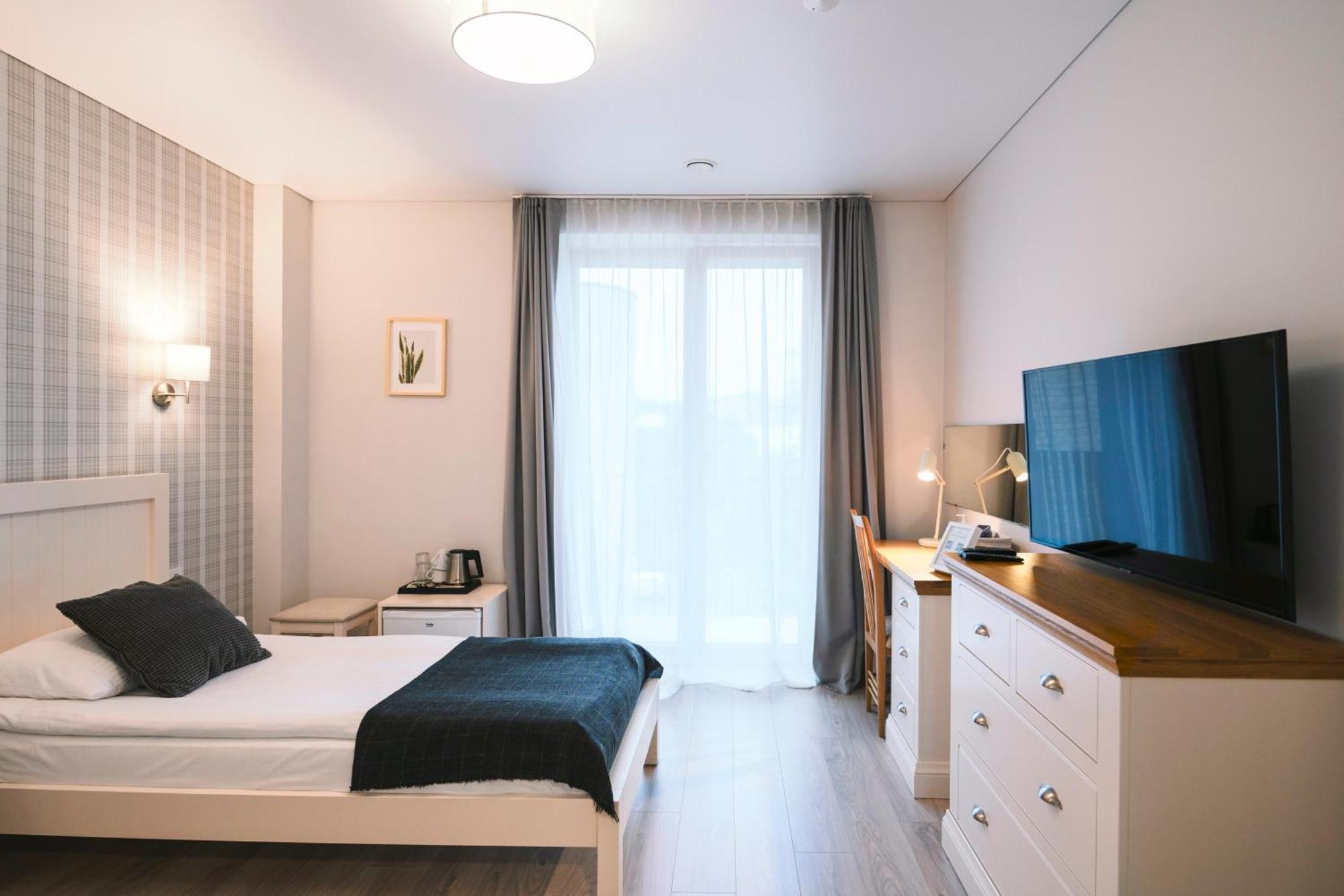 J14A I Rooms & Apartments Automated Self Check-In Вильнюс Номер фото